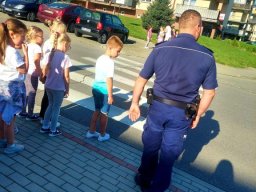 b_1024_768_0_00_images_2023_2024_WYDARZENIA_policjant_wrzesien_382241081_779814800613137_783067650297754320_n